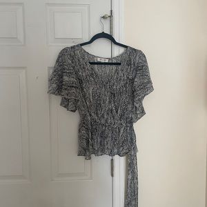 SNAKESKIN PRINT BLOUSE SIZE SMALL